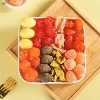 Mixed dried fruit