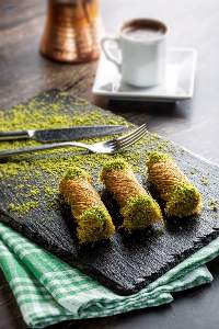 Shaggy Burma Dessert