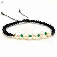 Handmade Pearls Tiny Green Onyx Macrame Bracelet