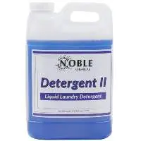 Noble Chemical 2.5 Gallon / 320 oz. Detergent