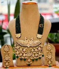 Exquisite Heavy Royal Queen Necklace