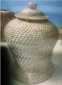 Cane Basket With Lid