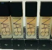 NARS Natural Longwear Foundation Lipstick