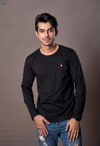 Henley's Henley Full Sleeve T-Shirt