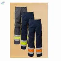 Trouser with knee pockets