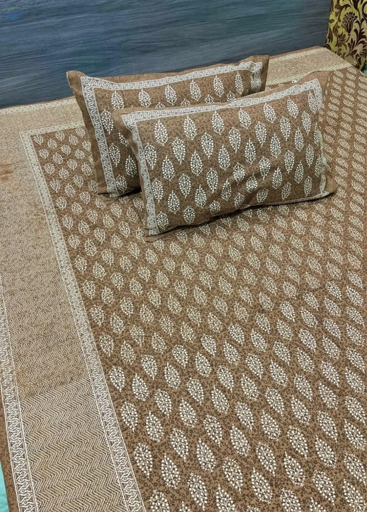 King Size Bedsheets With 2 Pillow Covers