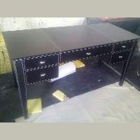 TH-L. Desk-003