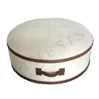 TH-POUF-003