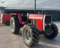 Massey Ferguson 698T