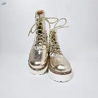 Boots 07