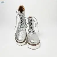 Boots 10