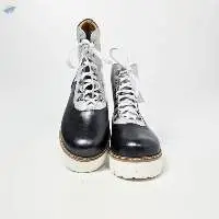 Boots 23