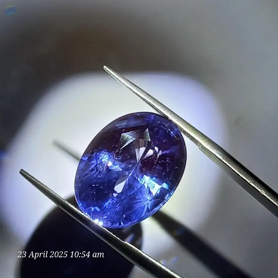 Natural Colour Changing Sapphire