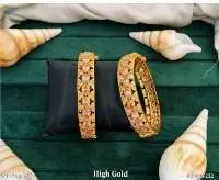 Paan Stone Shaped Polki Bangles Detail