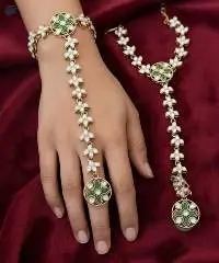 Fancy Design Full Stone Haath Paan