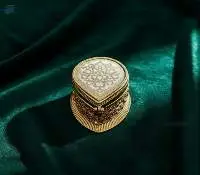 Gold Fancy Thewa Sindoor Box