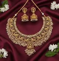 Matte Gold Polish Cluster Pearl Necklace Set