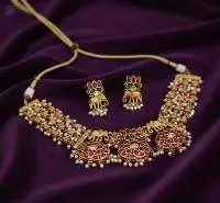 High Gold Polish Designer Short Necklace Set