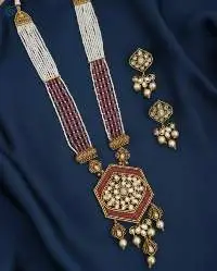 Rajwadi Polish Beautiful Design Necklace Set