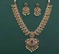 Gold Polish Party Wear Kemp Necklace Set