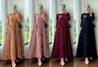 Dress Luxe Pleated Elegance