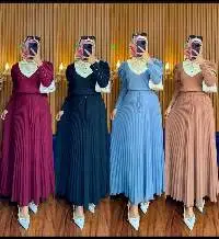 Set Modern Knitted Pleats