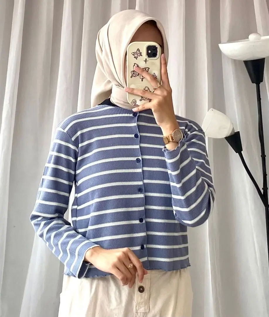 Tops Crimson Waves Knit