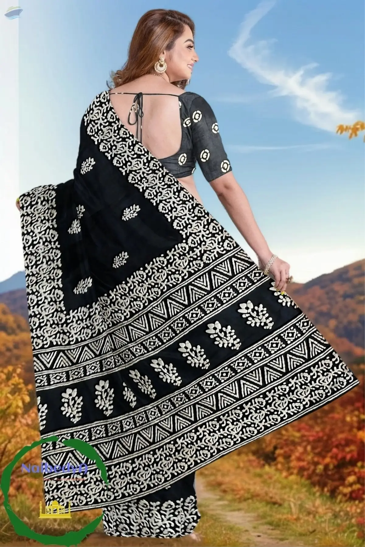 Silk Sari With Hand Crafted Dabu Crackness