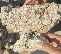 Sodium Bentonite Lumps