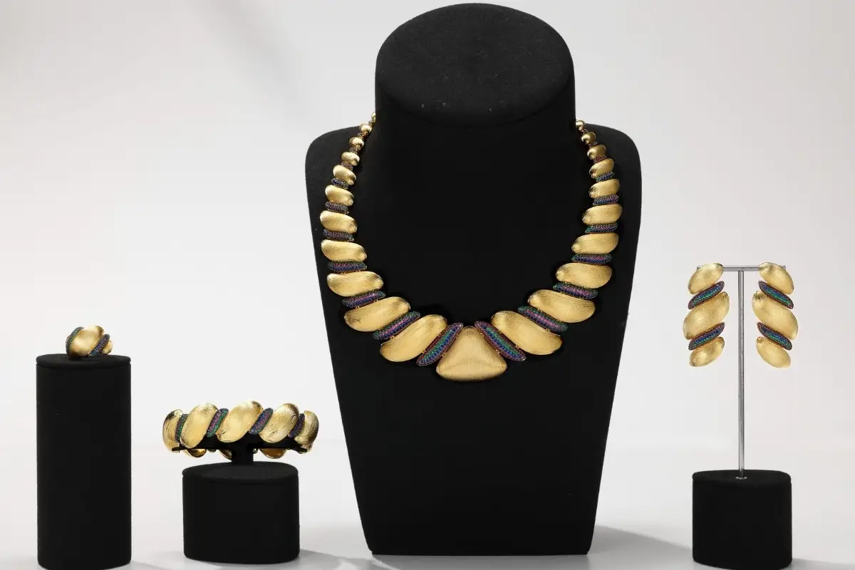 ELAS00024 Exitoso Sets