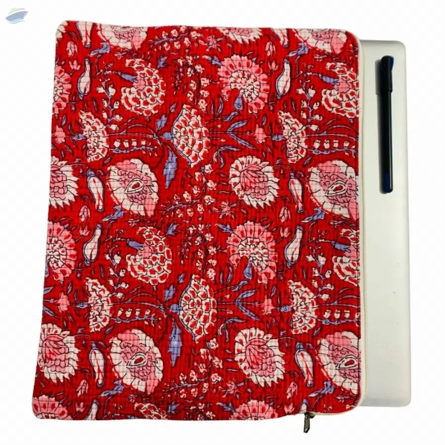 Gulnar Laptop Sleeve