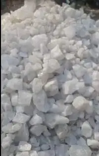 Semi-Glossy Quartz Lumps