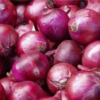 Fresh Yellow Onion/ Red Onion. Available