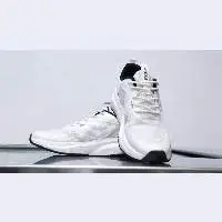 SH-06 Sport Shoes