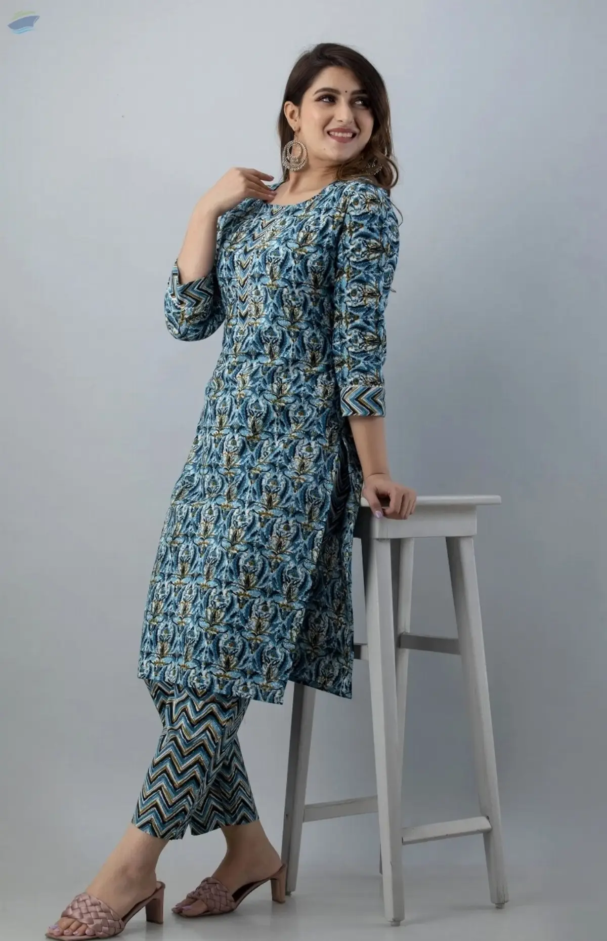 Nayra Blue Straight Kurti Pant Set