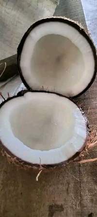 Coconut Husked