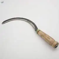 TATA AGRICO Sickle-105 TT (Wooden Handle)