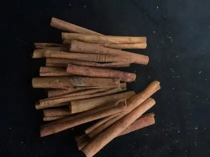 Cigarette Finger Cinnamon