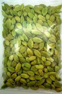 Premium - Grade Green Cardamom Bold 8MM