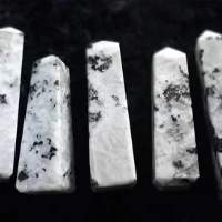 TN1361 Rainbow Moonstone Obelisks