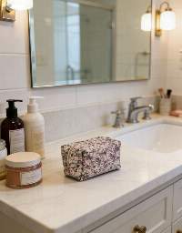 Women's Cotton Quilted Floral Cosmetic Bag