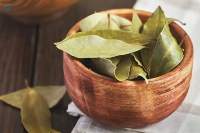 Premium Dried Bay Leaves Export Grade