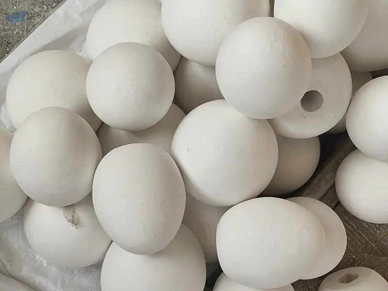 Fused Silica Gathering Ball for Glass Melting