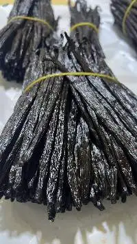 Premium Cured Vanilla Beans Ugandan Grade