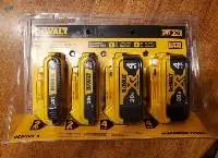 DEWALT DCB324-4 20V MAX Lithium Ion Battery