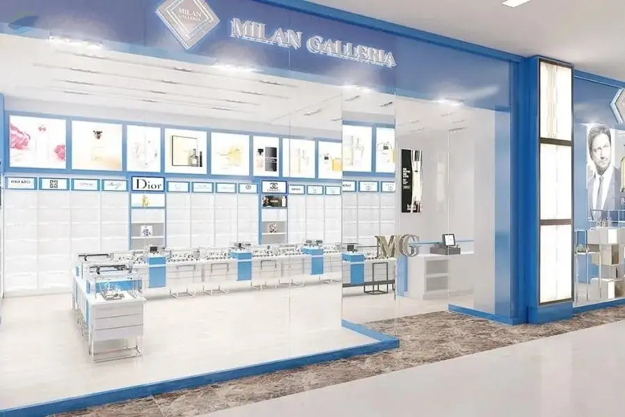 Cosmetics & Perfumes Shop Interior Design