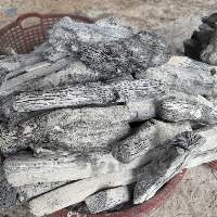 Lychee Wood White Charcoal