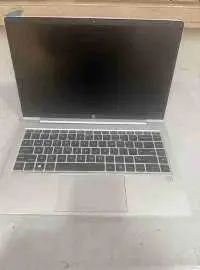 HP ProBook 440 G8 (i5 2.4GHz 1135G7