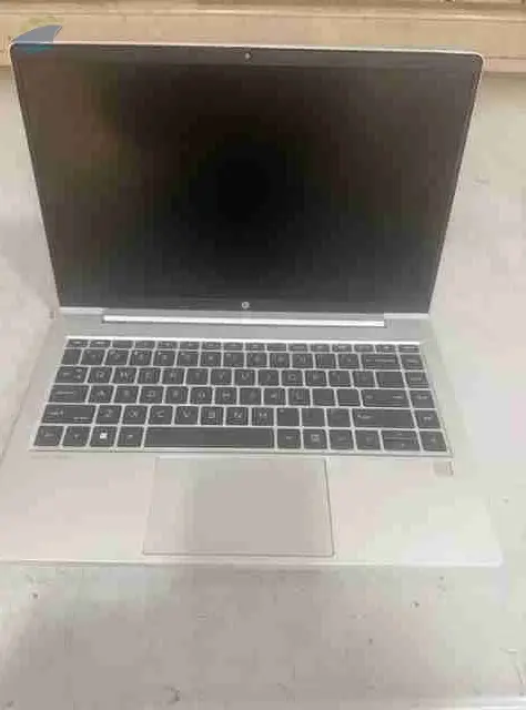HP ProBook 440 G8 (i5 2.4GHz 1135G7