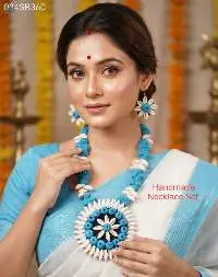Handmade Blue and White Floral Necklace Set